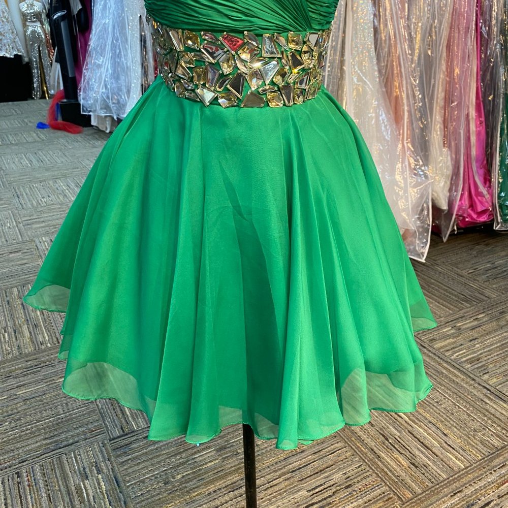 GREEN SHORT STYLE DRESS - Picture 4 of 10